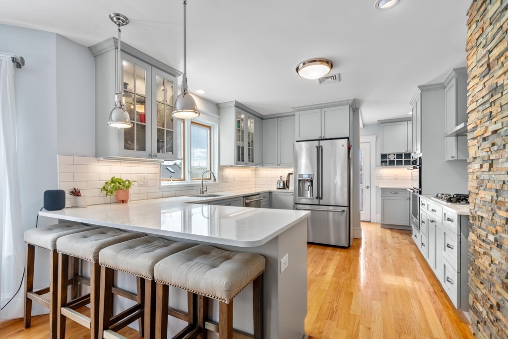 30-32 Whitman St