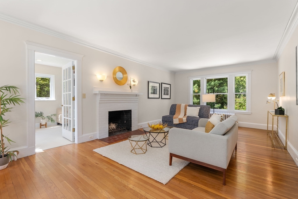 89 Beaumont Ave