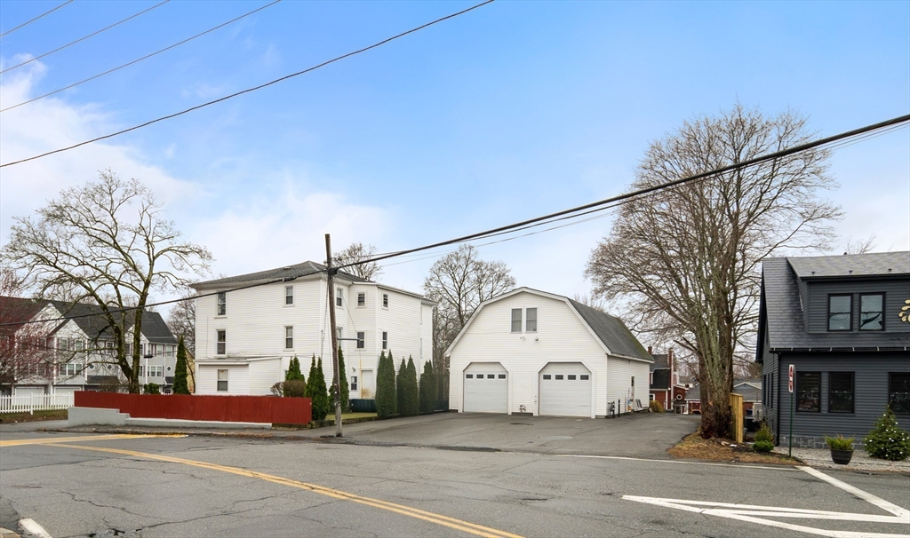 56 Henry Ave