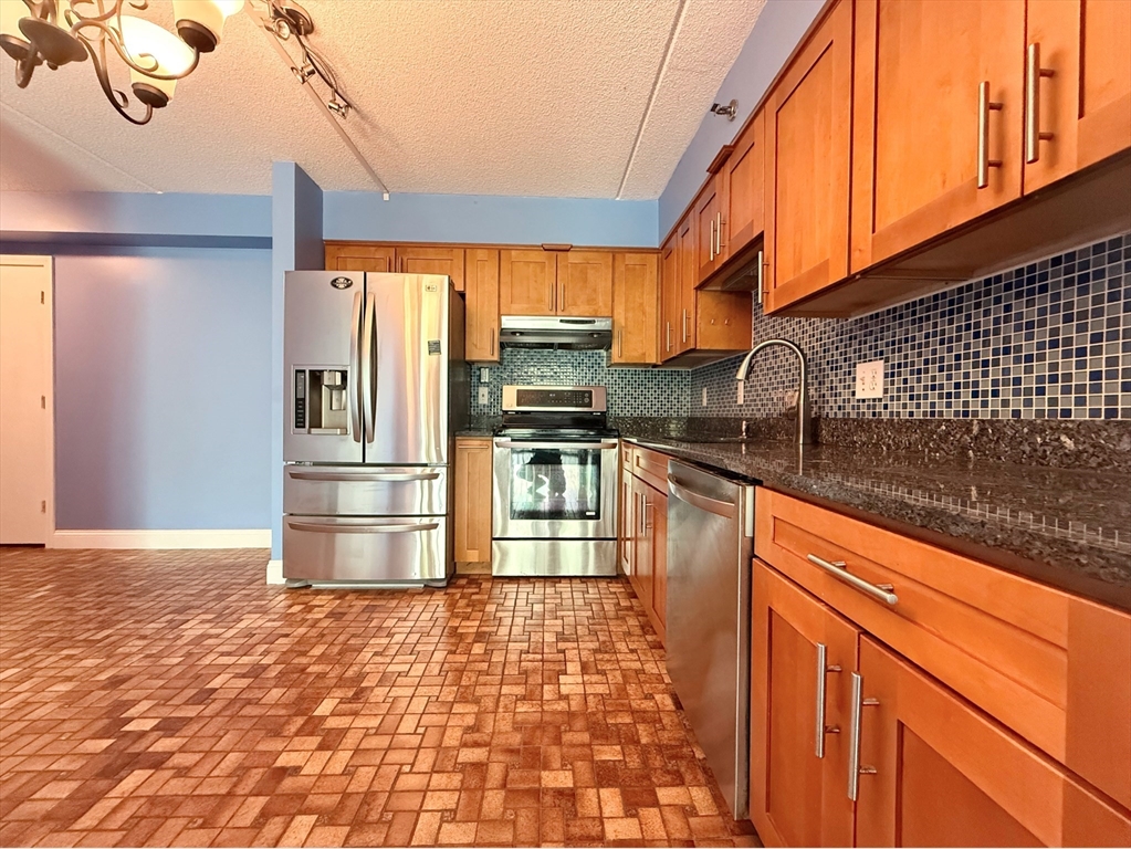 209 Riverview Ave 29