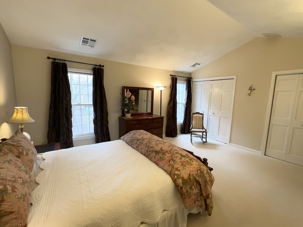 Medfield, Massachusetts 02052, United States, 2 Bedrooms Bedrooms, ,2 BathroomsBathrooms,Residential,Active,103416