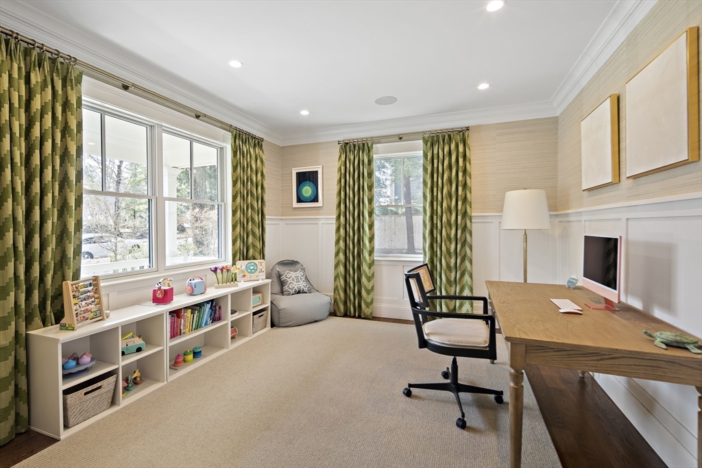 69 Forest St