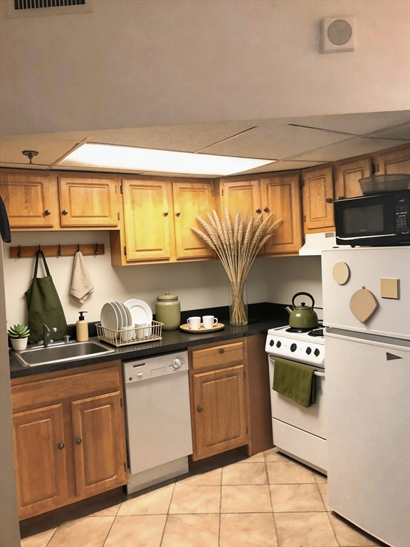 475 Commonwealth Avenue 506