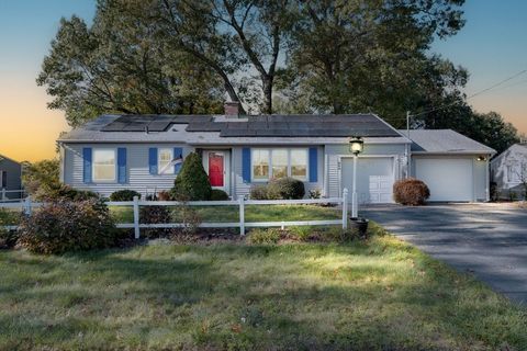 Photo of 204 Arcadia Blvd, Springfield, MA 01118 (MLS # 73442175)