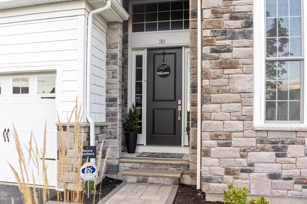 30 Tamarack Way 30