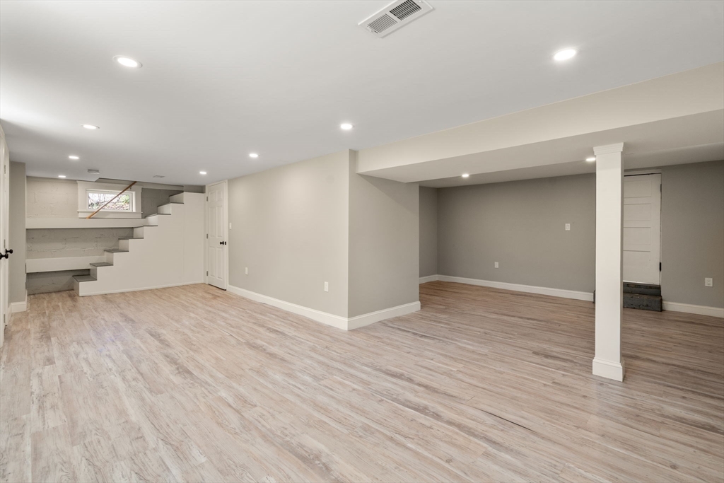 15 Searle Road, Boston, MA Photo #21