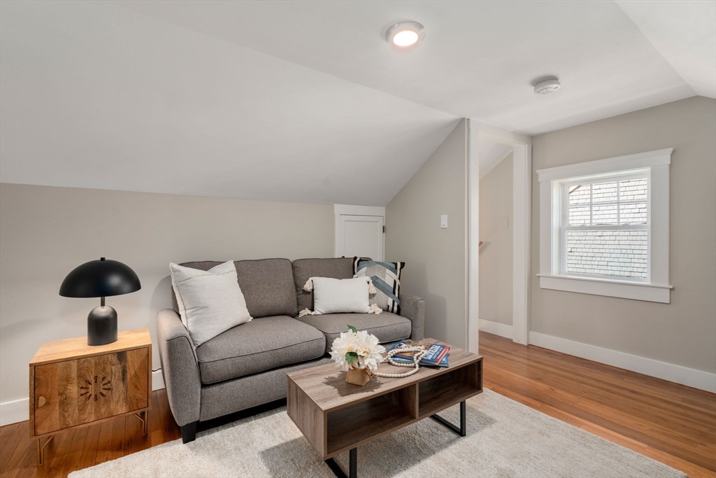 15 Searle Road, Boston, MA Photo #17