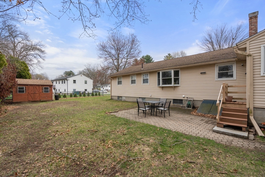 6 Broadview Rd