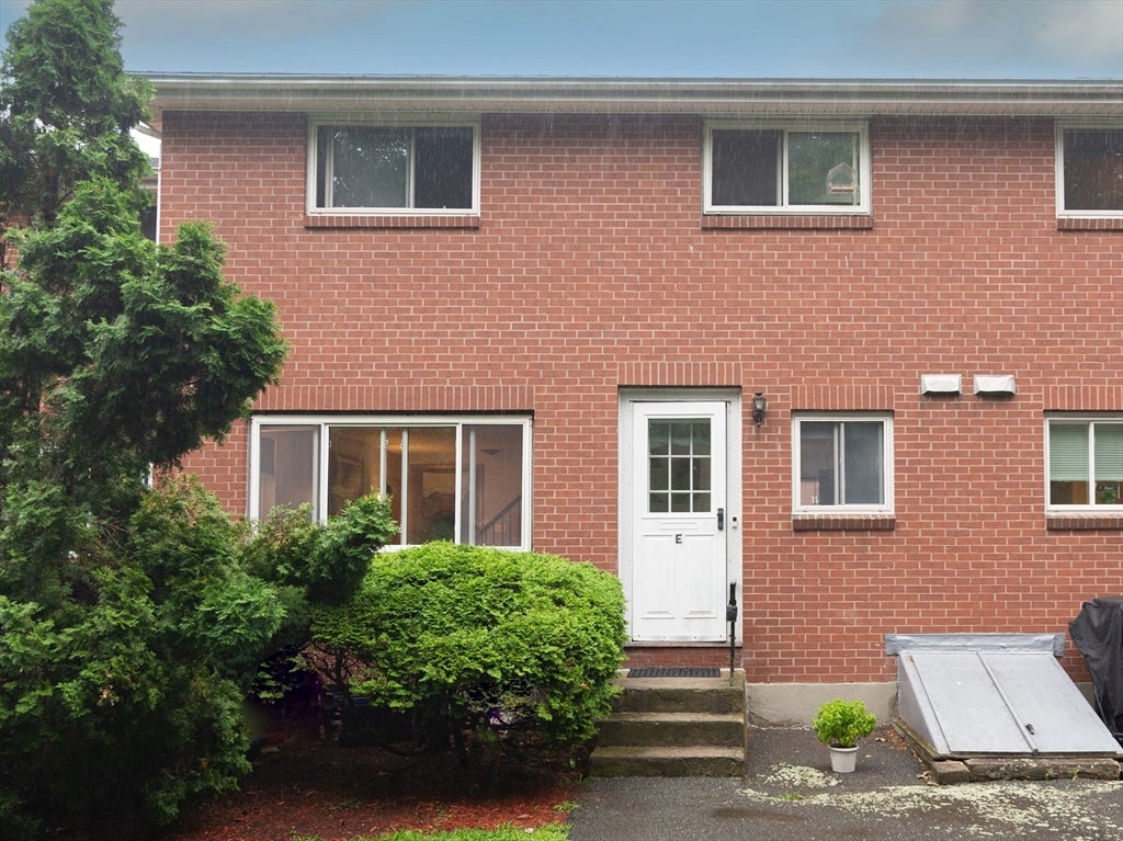702 Main Street #E, Millis, MA, 702 Main Street #E, Millis, MA Photo #1
