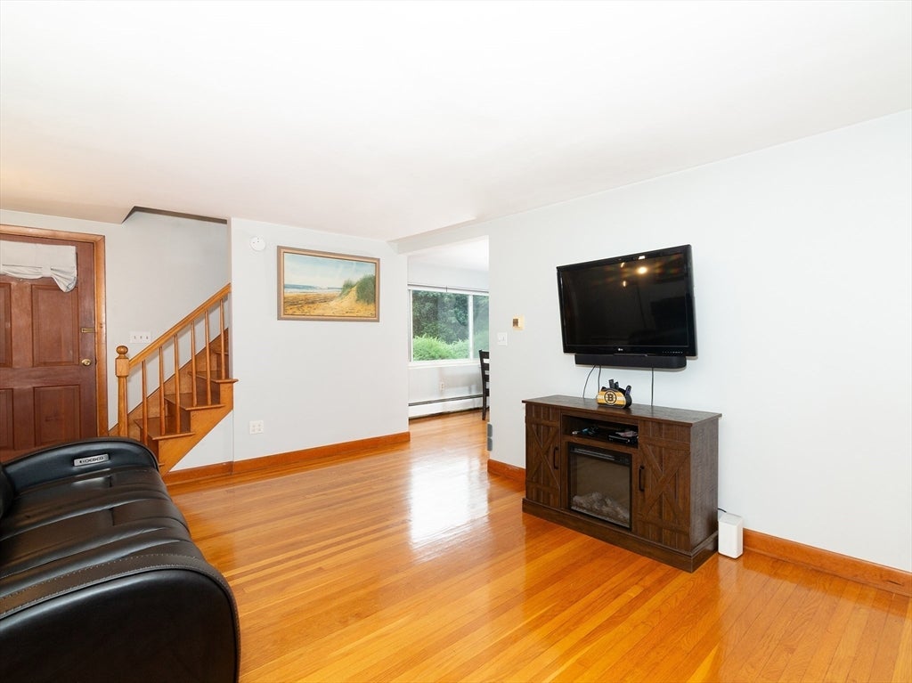702 Main Street #E, Millis, MA, 702 Main Street #E, Millis, MA Photo #17