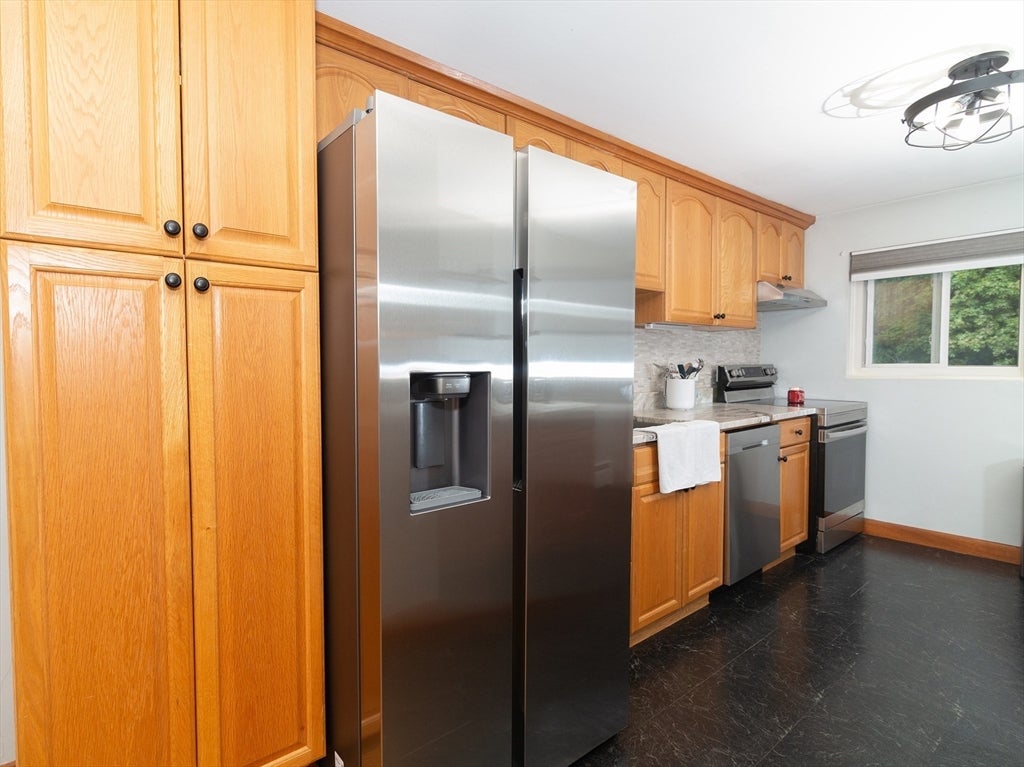 702 Main Street #E, Millis, MA, 702 Main Street #E, Millis, MA Photo #8