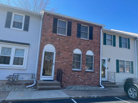 Photo of 25 Tannery Rd #6A, Westfield, MA 01085 (MLS # 73492467)