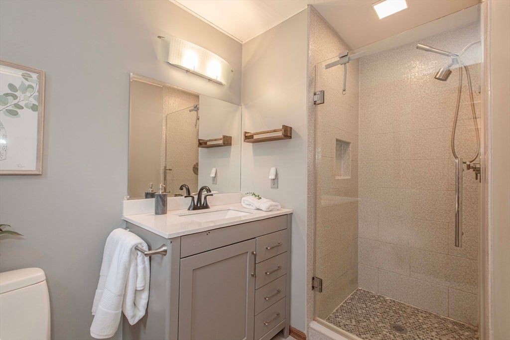 62 Harrington Road, Framingham, MA, 62 Harrington Road, Framingham, MA Photo #19