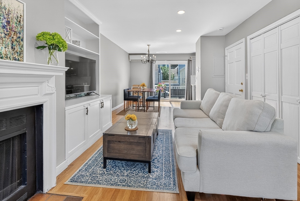 67 Sullivan Street 3