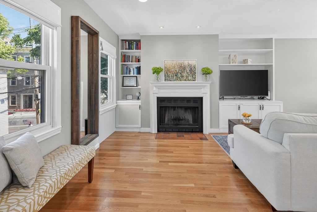 67 Sullivan Street 3