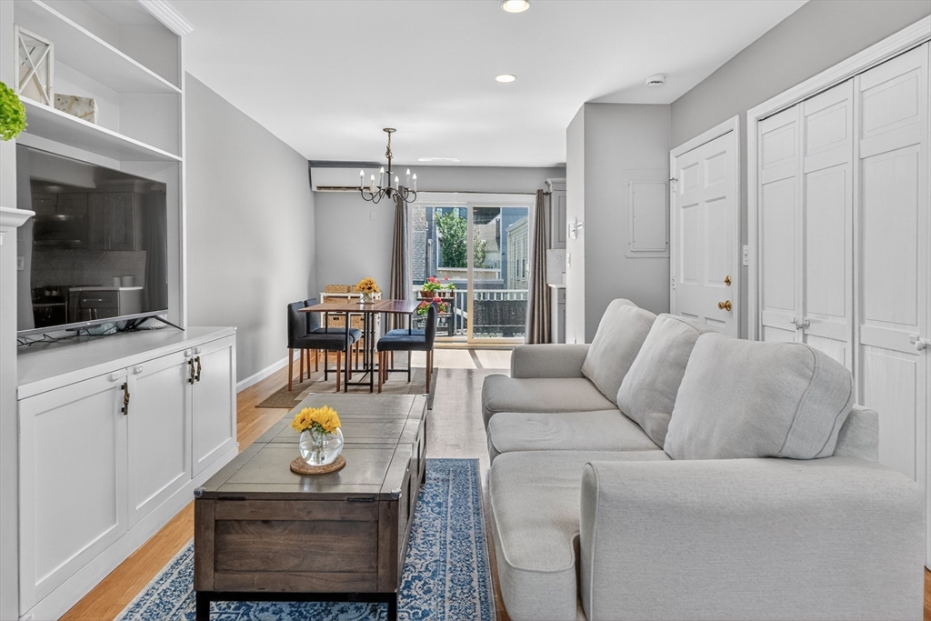 67 Sullivan Street 3