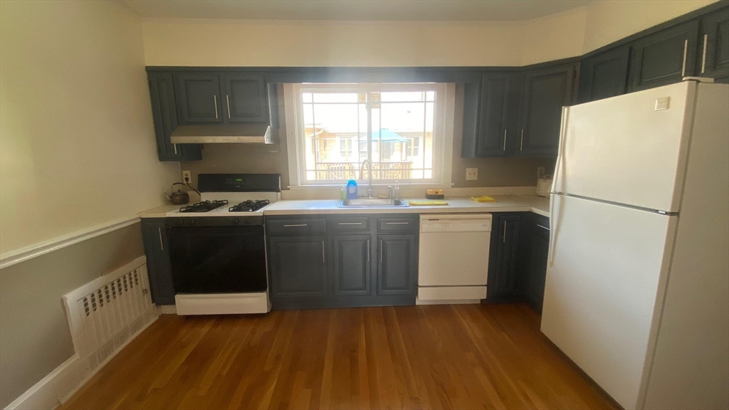 60-62 Cloverdale Rd 62