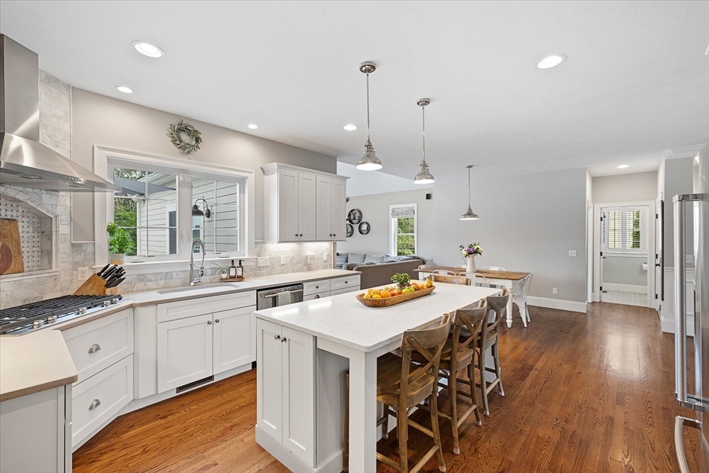 90 Magill Dr