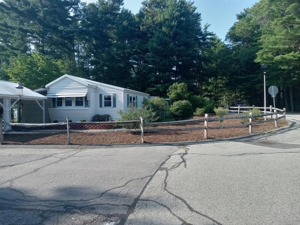 28 Maplewood Drive