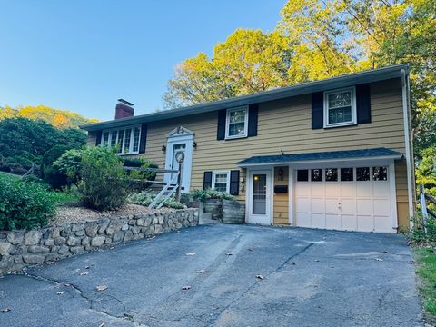 201 Prescott Rd Northbridge MA 01588