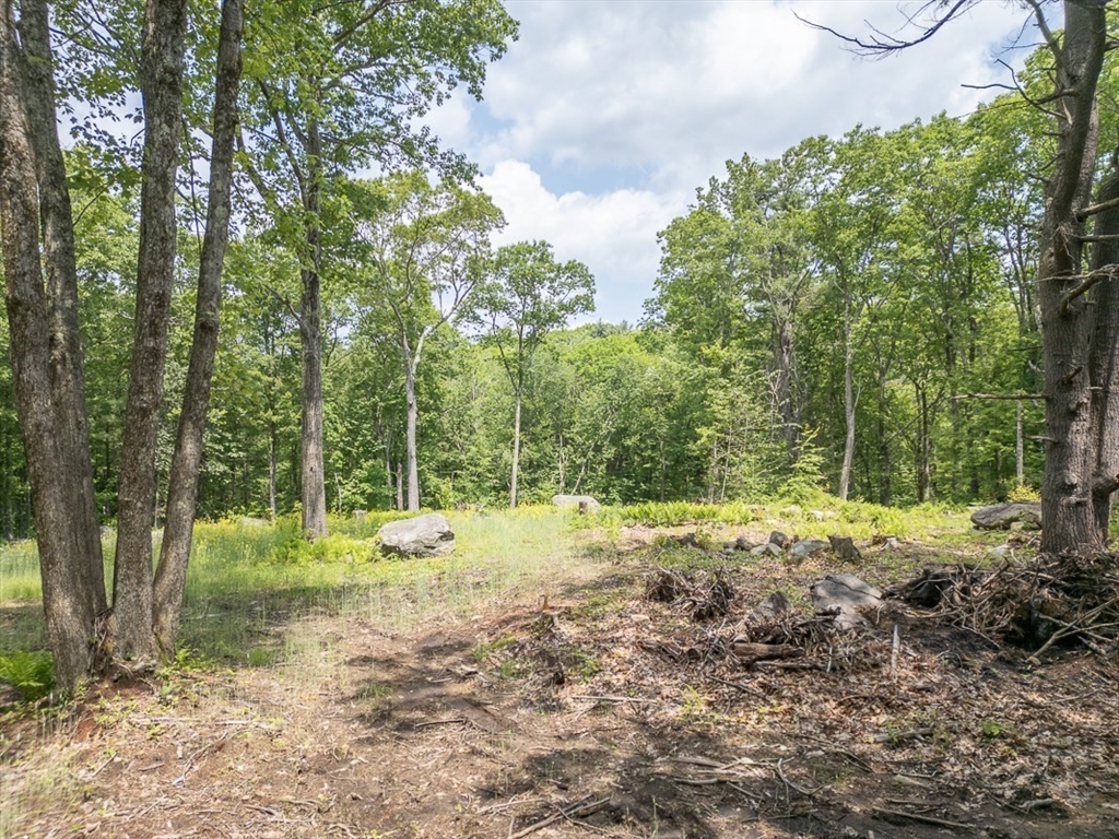5-7 Secret Lake Rd