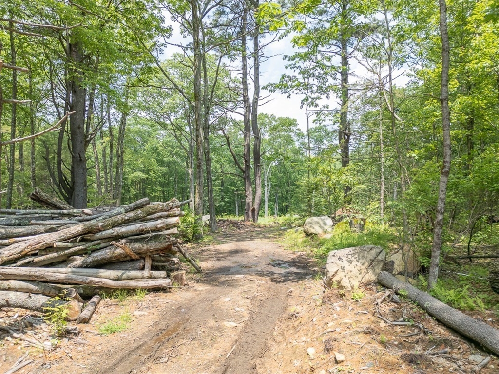 5-7 Secret Lake Rd