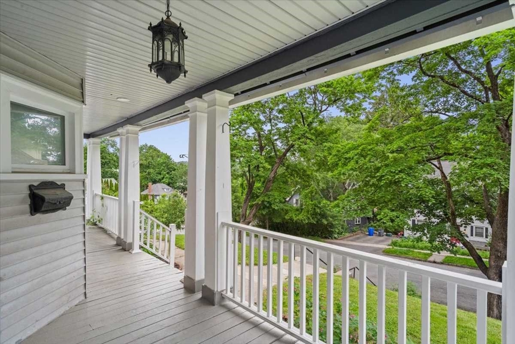 14 Saint Elmo Rd