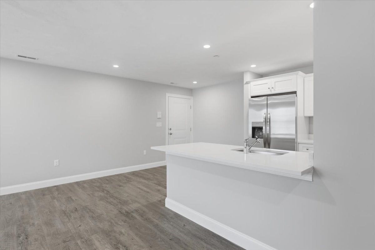 206 Central Street #A, Avon, MA, 206 Central Street #A, Avon, MA Photo #5