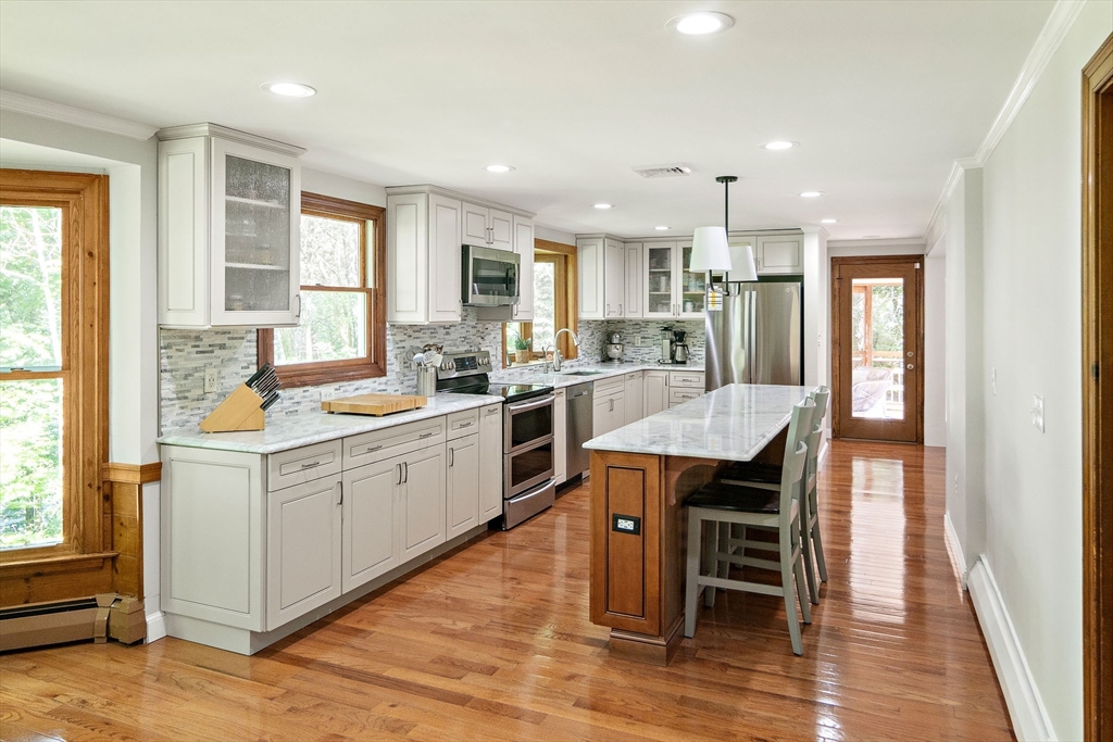 21 Highland Cir