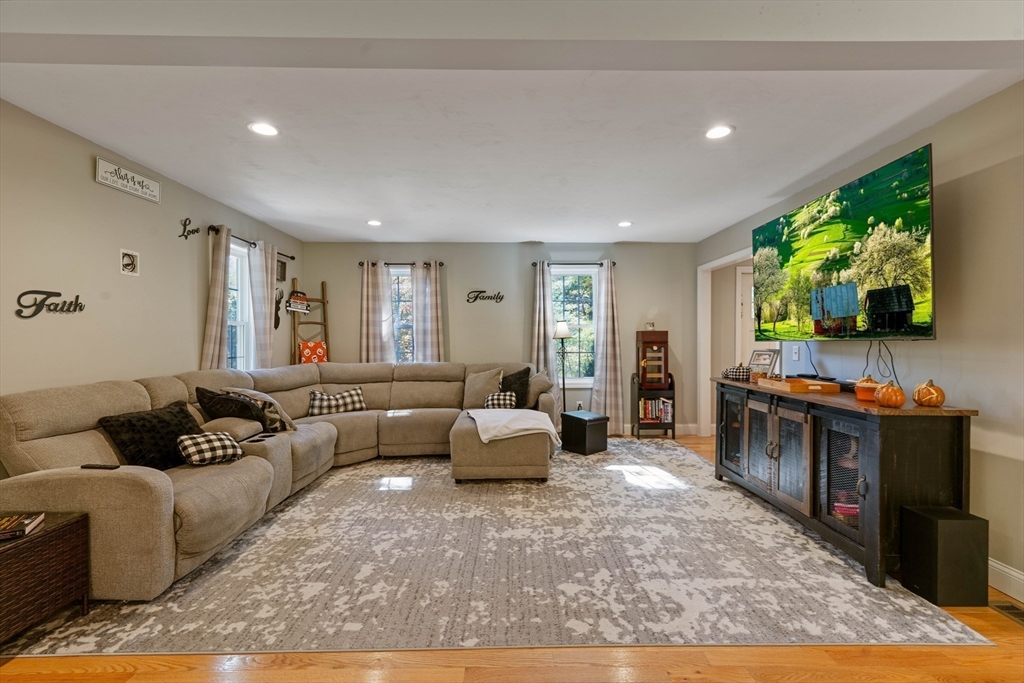 2226 Main Street