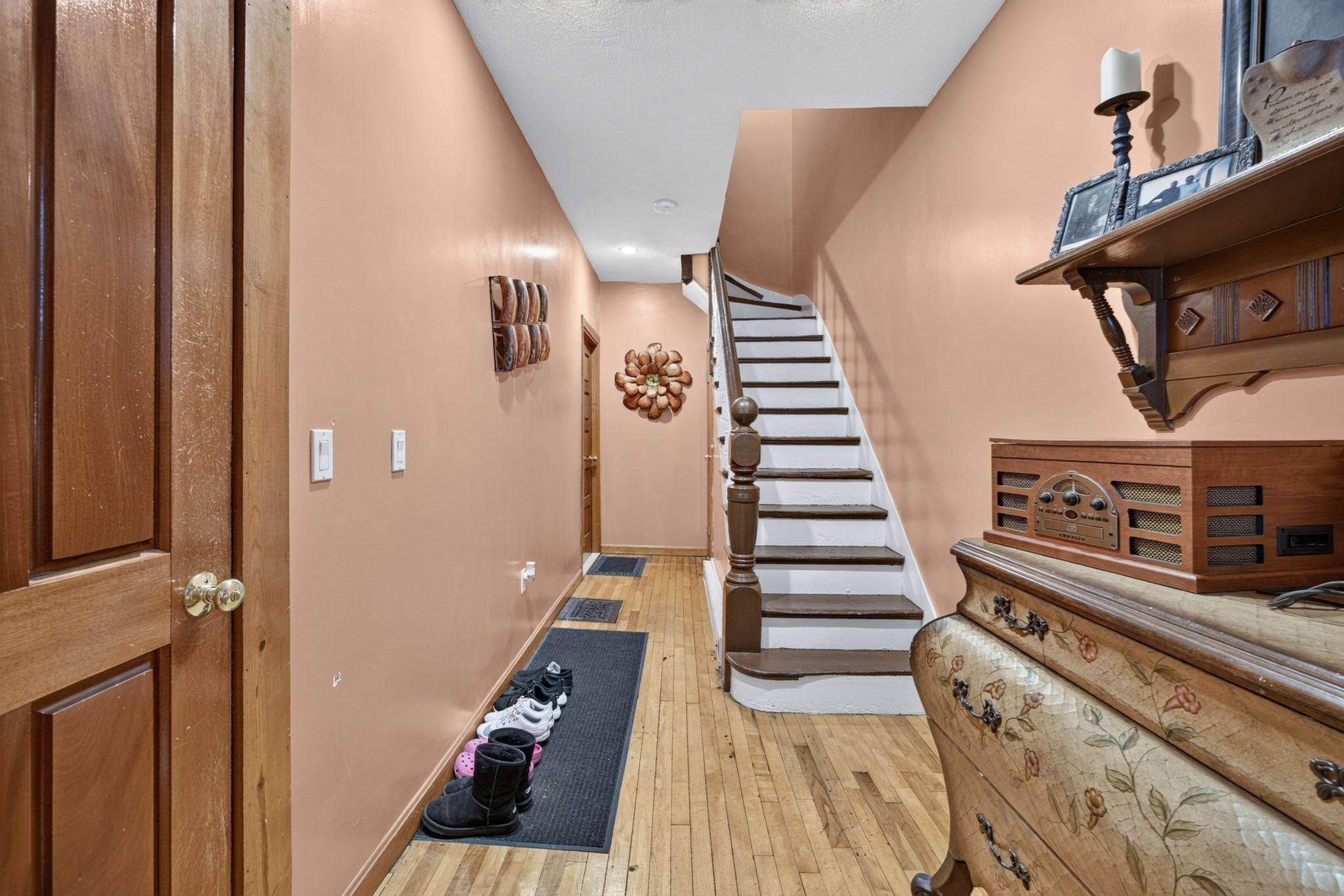 31-29 Sixth St, Medford, MA Photo #9