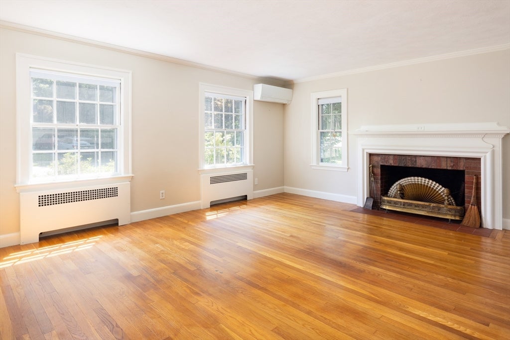 59 Hinckley Rd, Newton, MA, 59 Hinckley Rd, Newton, MA Photo #3