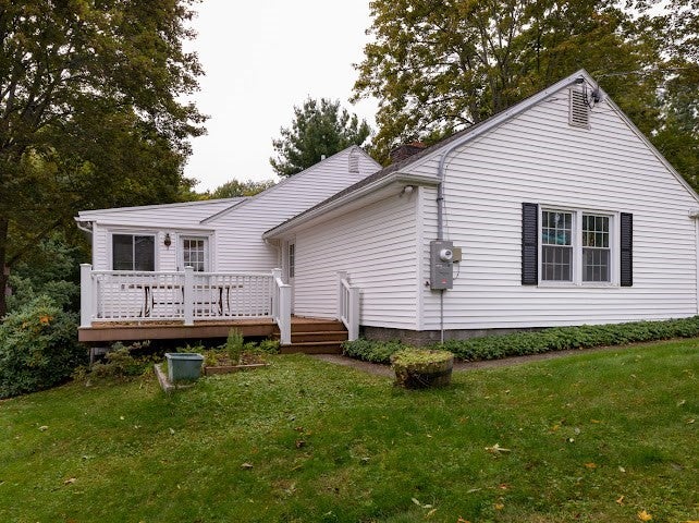 35 Vista Dr, Shrewsbury, MA Photo #5
