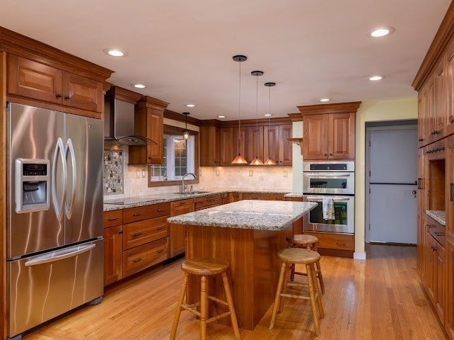 35 Vista Dr, Shrewsbury, MA Photo #12