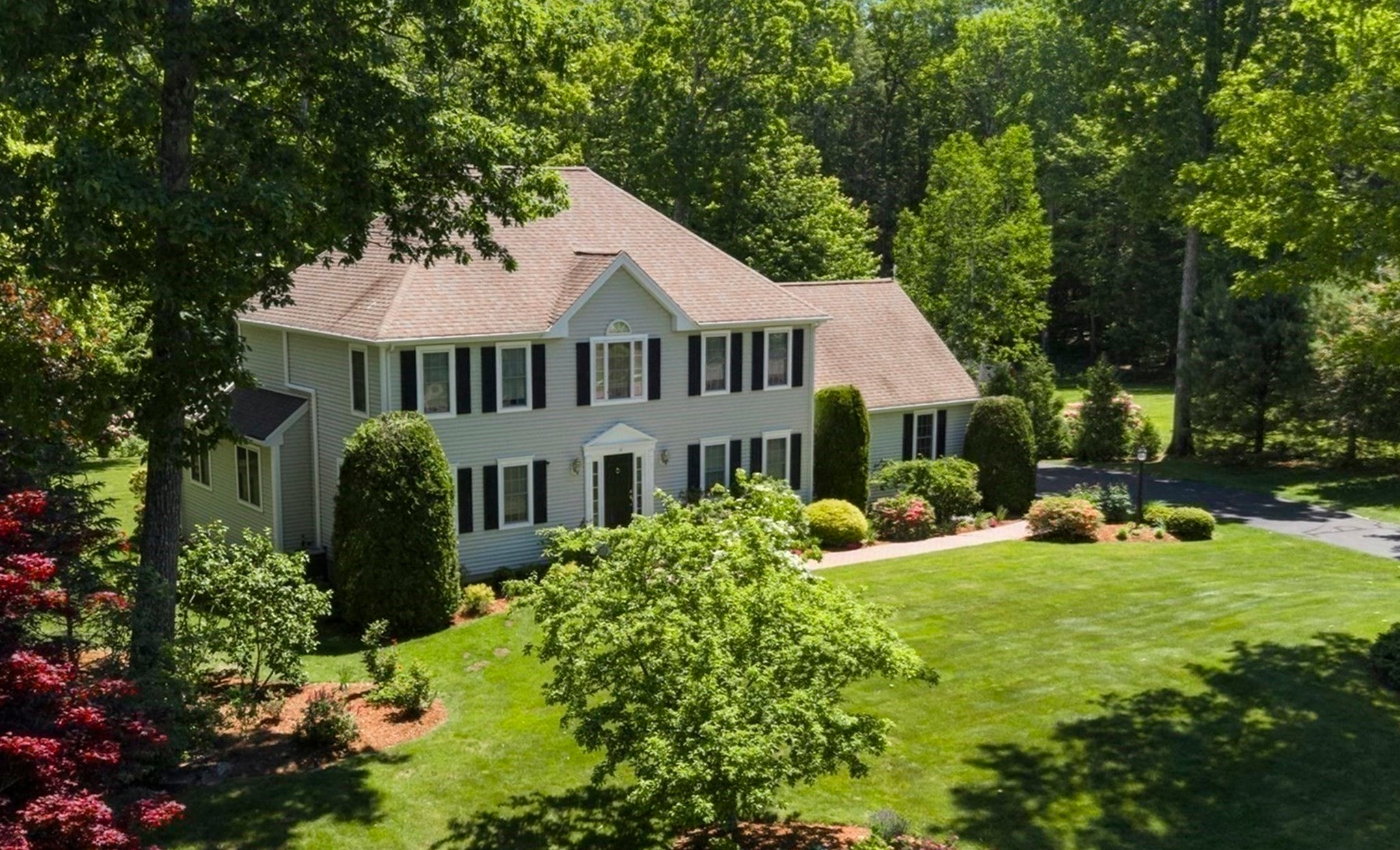 Photo: 14 Old Towne Way, Sturbridge, MA Photo: 14 Old Towne Way, Sturbridge, MA