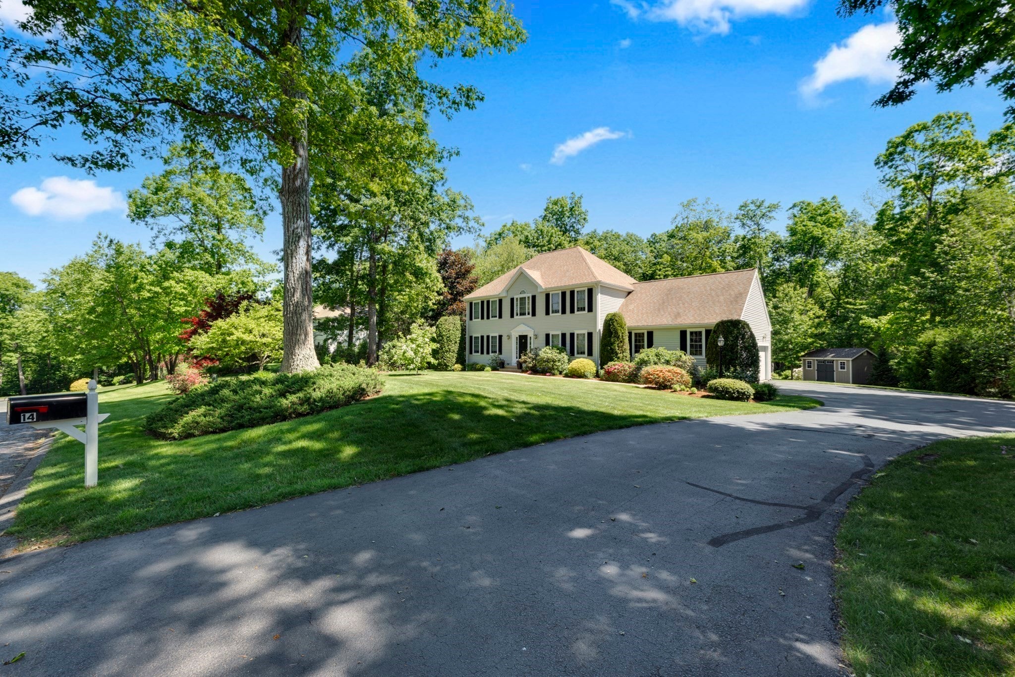 14 Old Towne Way, Sturbridge, MA Photo #39