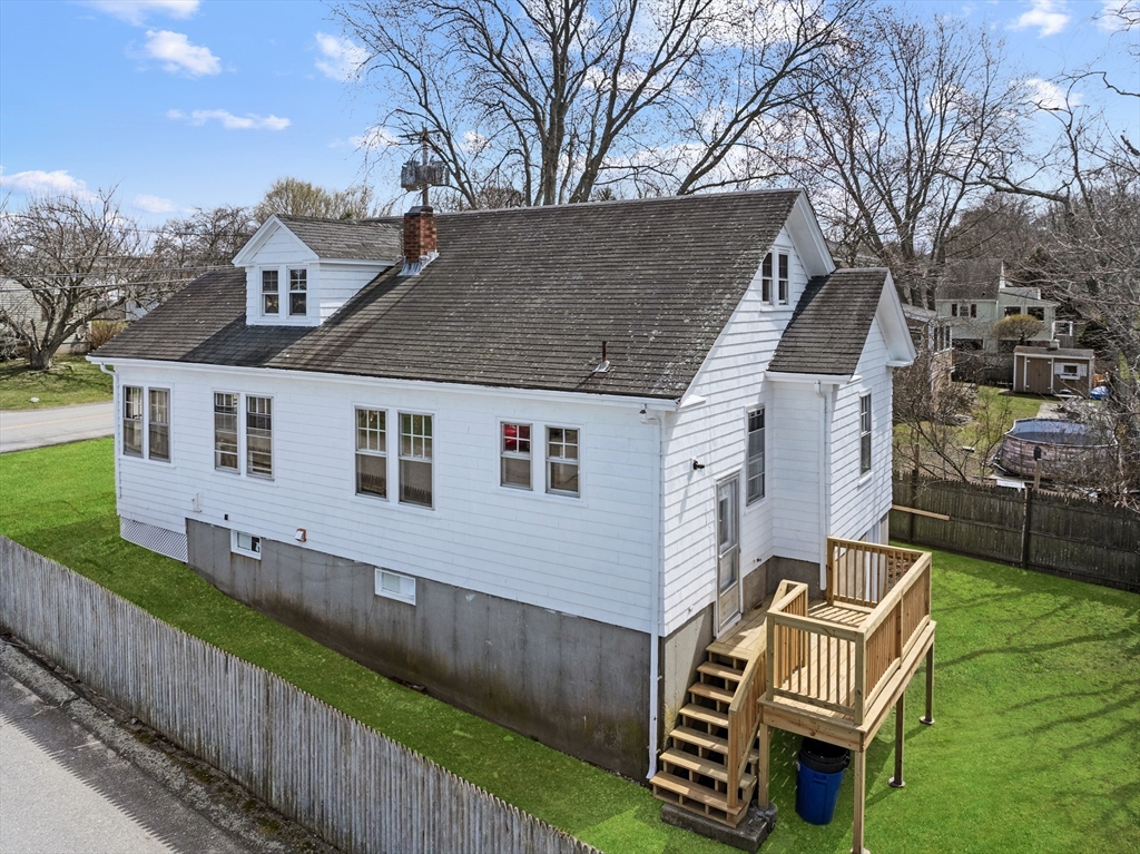46 Sherman Ln