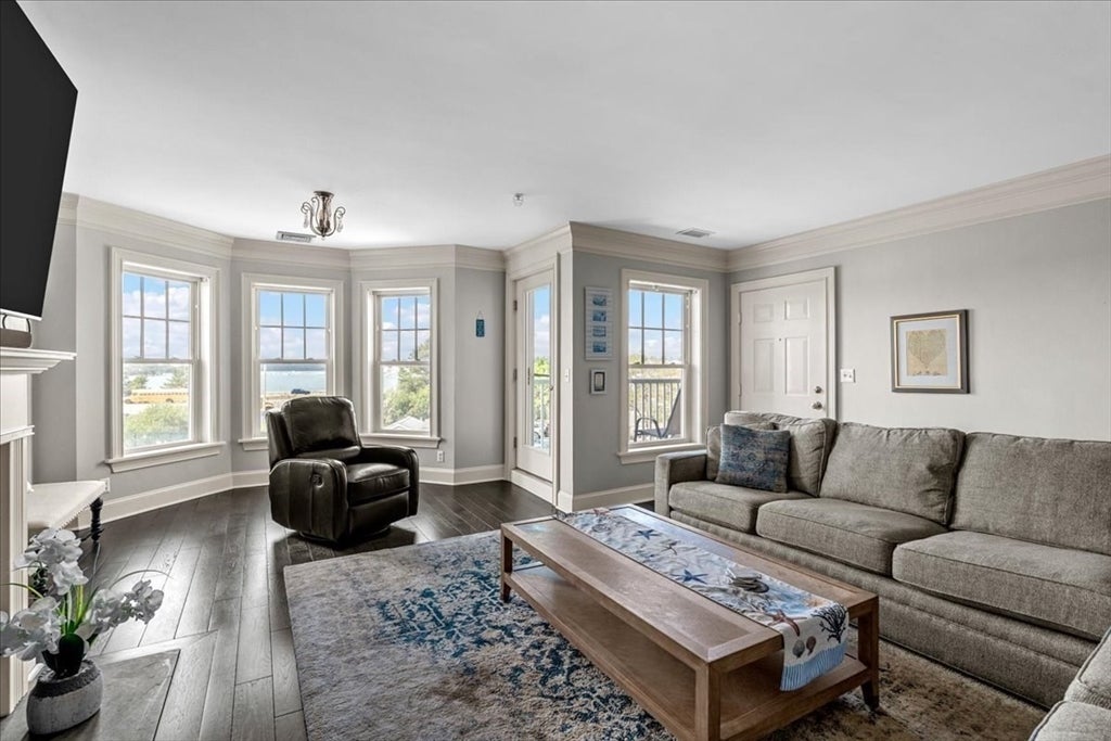 15 Park Ave #302, Hull, MA Photo #3