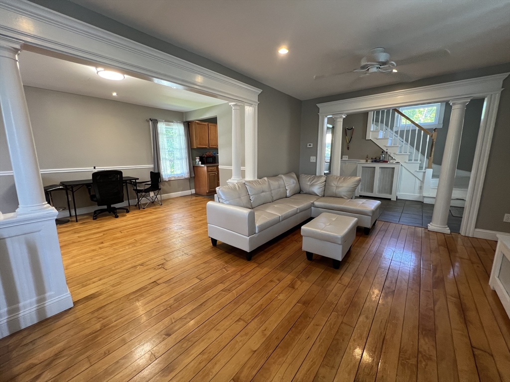 14 Waldo Ct