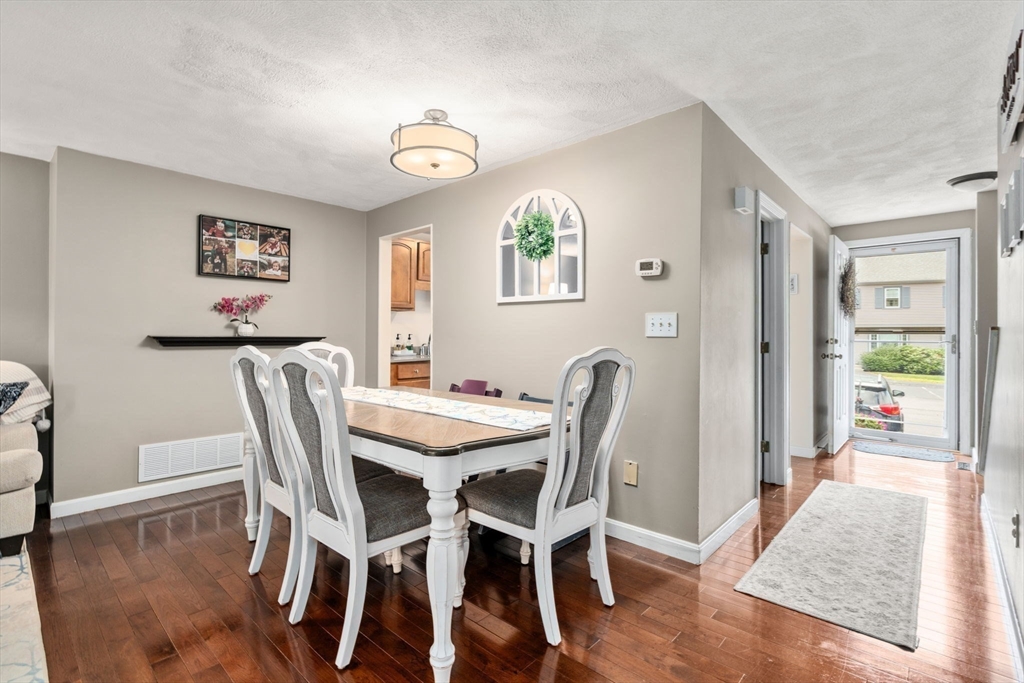 10 Oak Ridge Drive 5