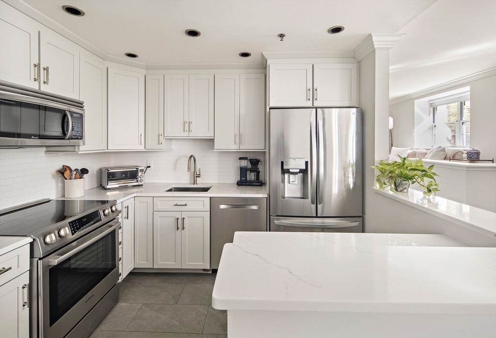 30 Monument Sq 104