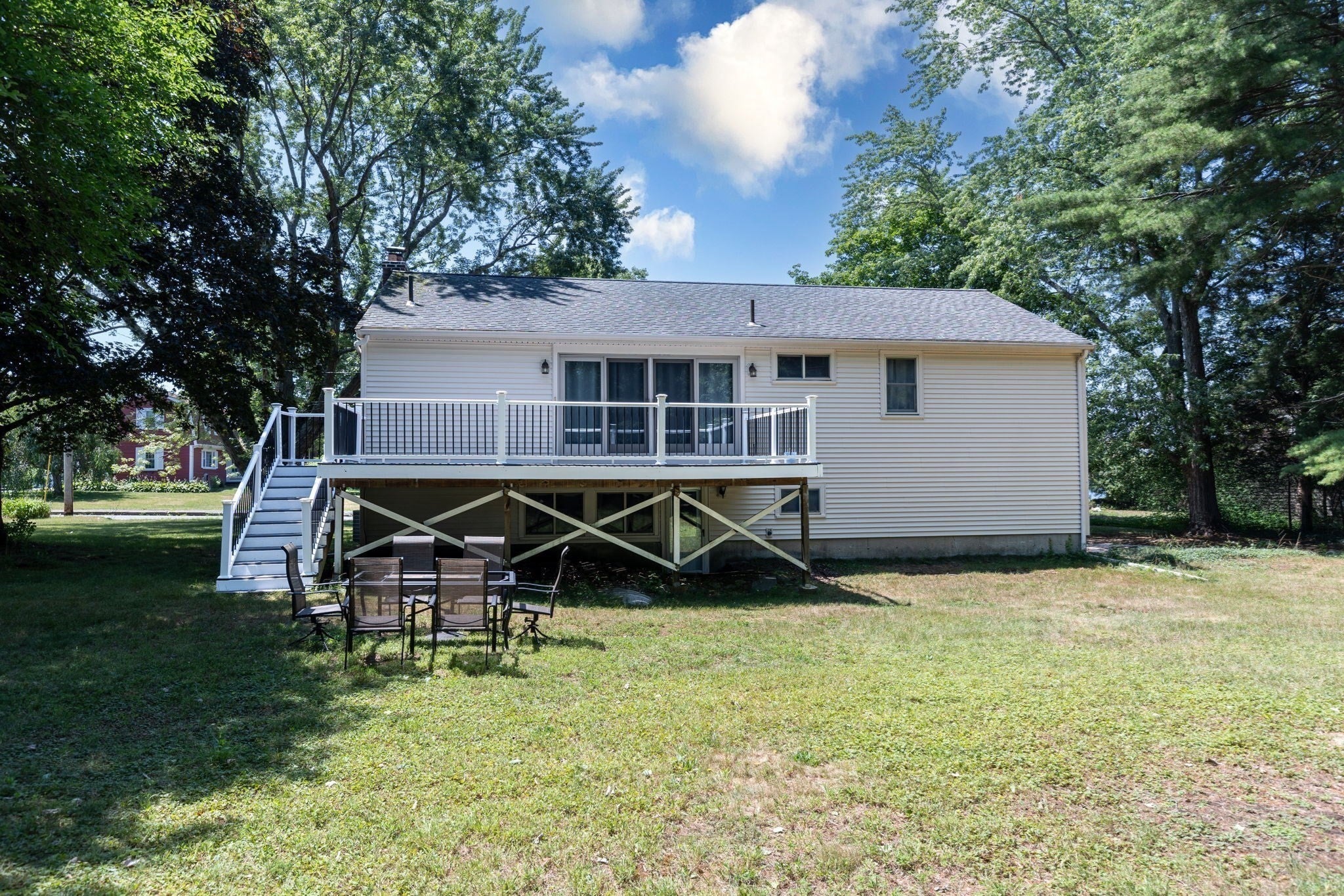24 Saddle Drive
