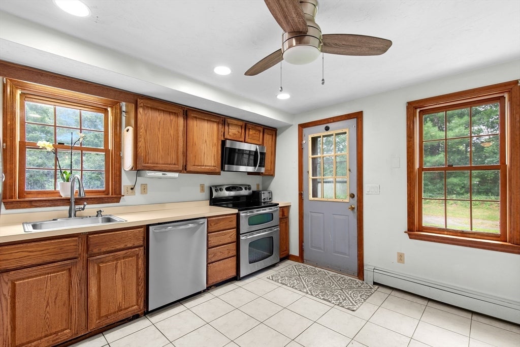 73 Raymond Rd, Plymouth, MA, 73 Raymond Rd, Plymouth, MA Photo #6