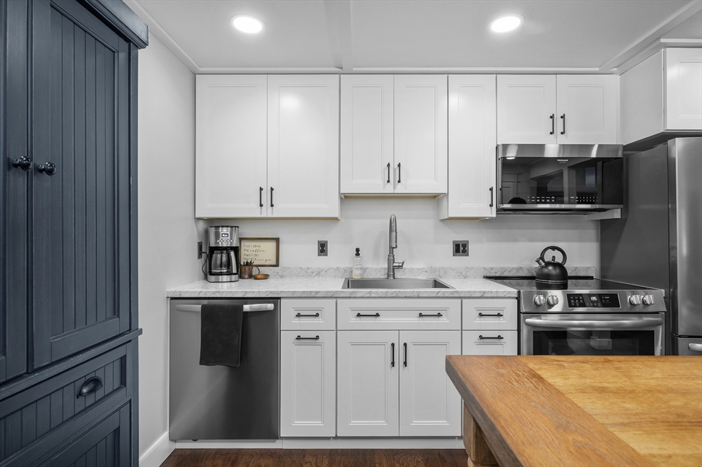 21 Shadowbrook Ln 13