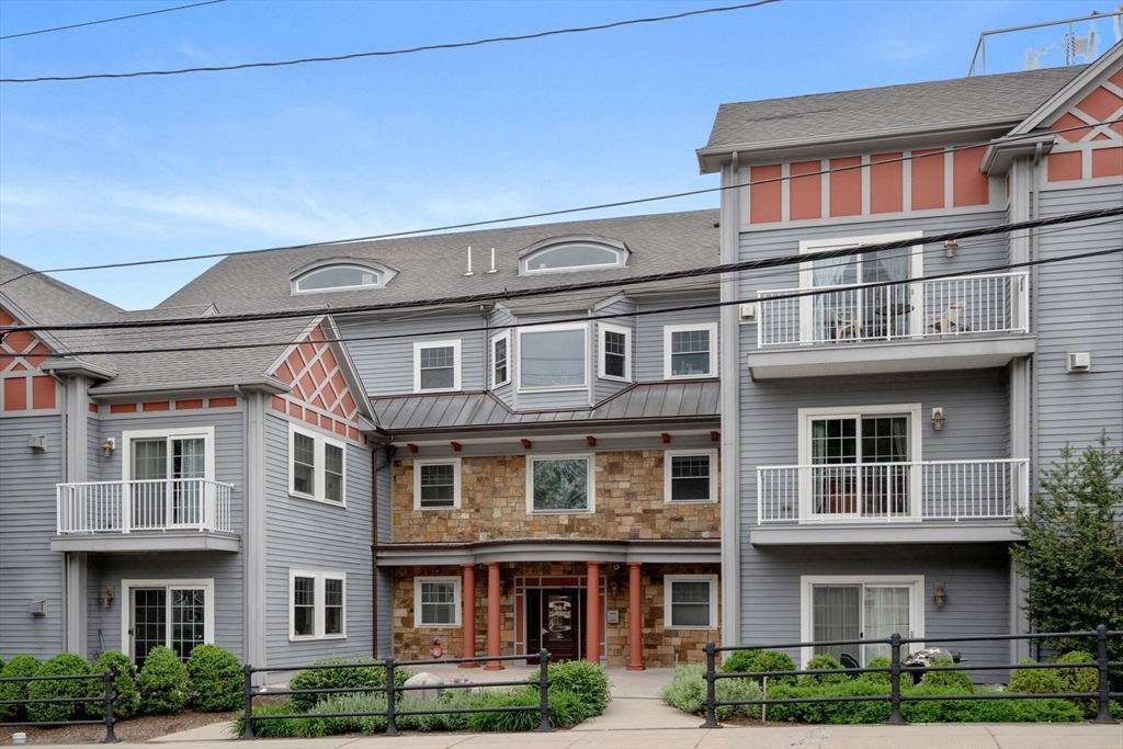 224 Florence Street 3
