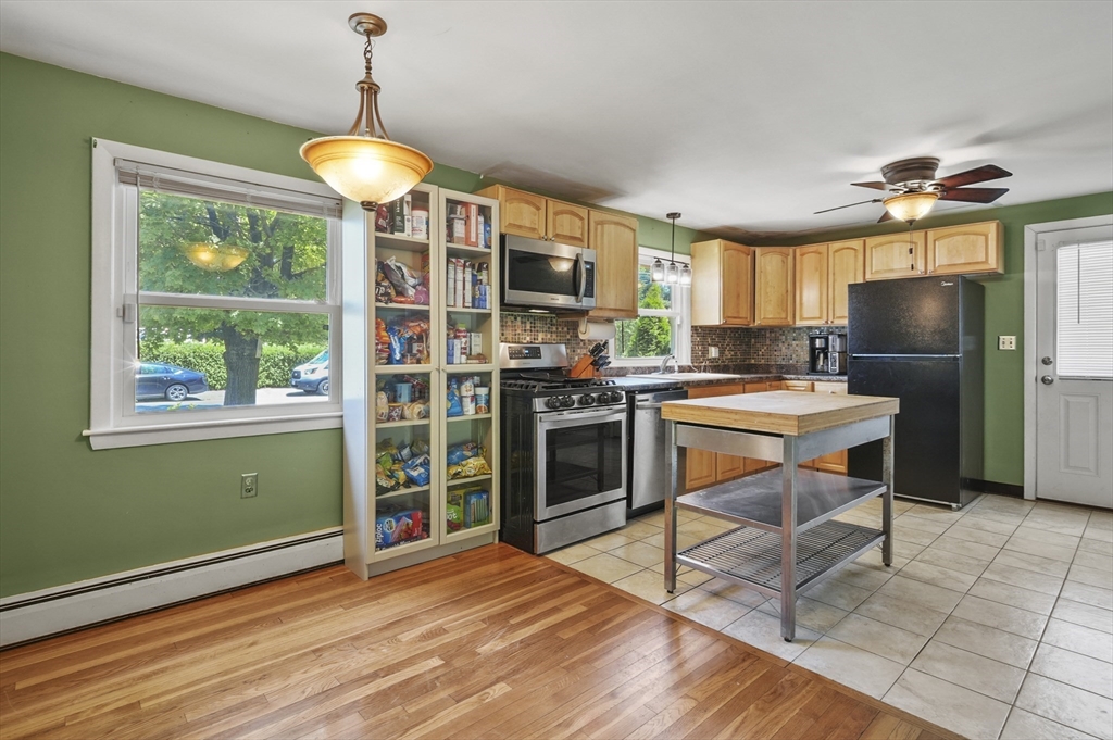 32 Stearns Ave
