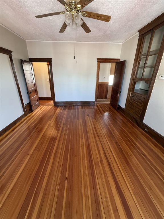 33 Newburg St 3