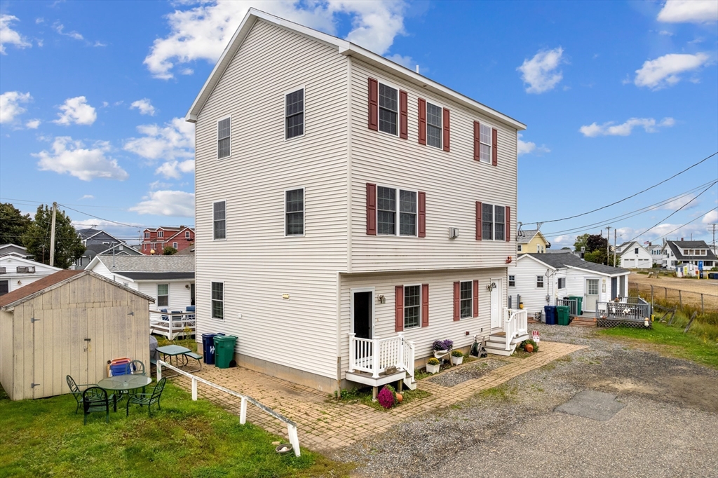 4 Chase St