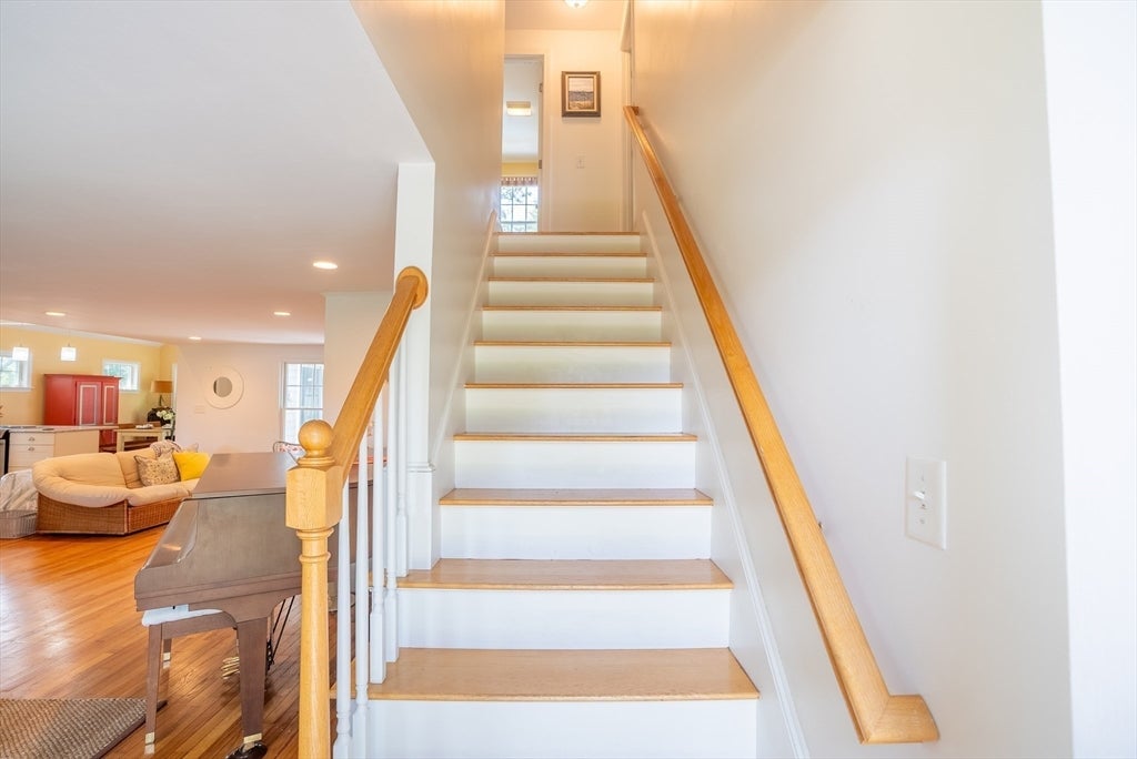 1 Bayberry Rd, Yarmouth, MA Photo #17