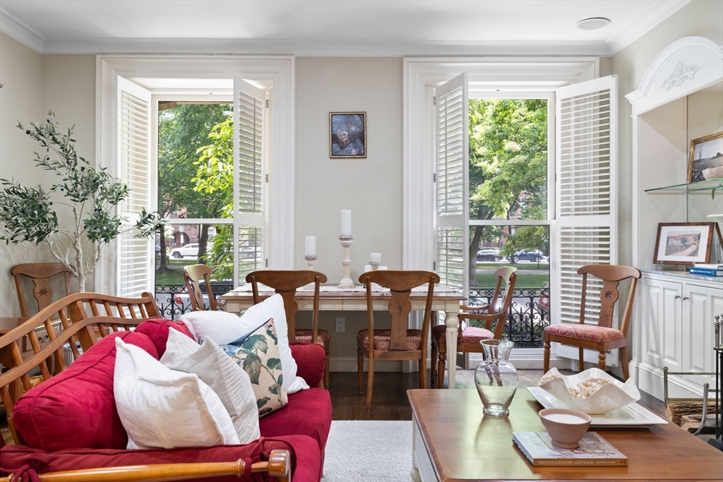 183 Commonwealth Ave 1
